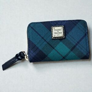 Dooney & Bourke Wristlet Zip Around Wallet Tartan Plaid Classic Preppy Clutch